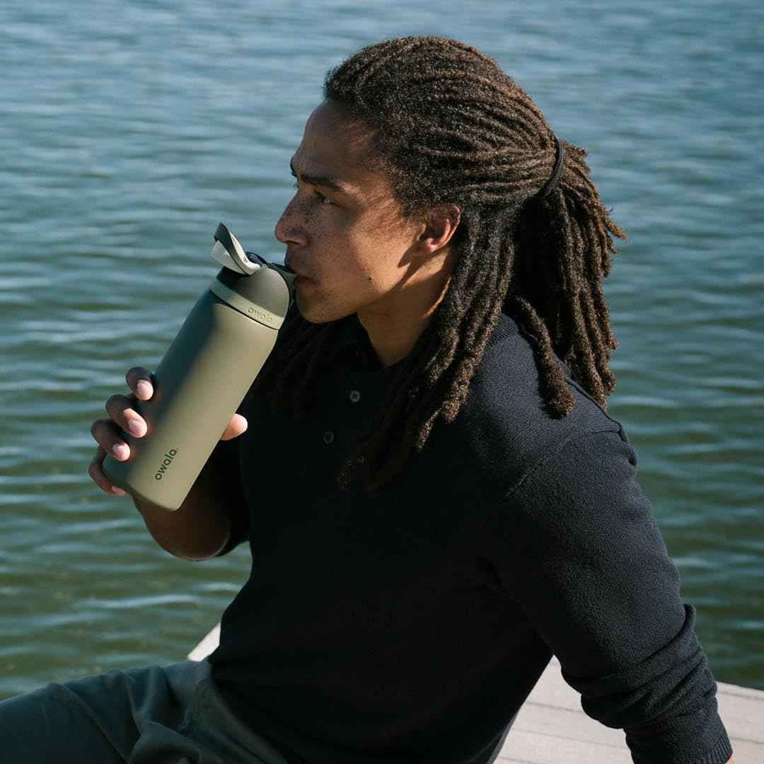 Owala FreeSip Insulated Stainless Steel Water Bottle with Straw, BPA-Free Sports Water Bottle, Great for Travel, 32 Oz, Off Road ๐ All In One Marketplace Canada