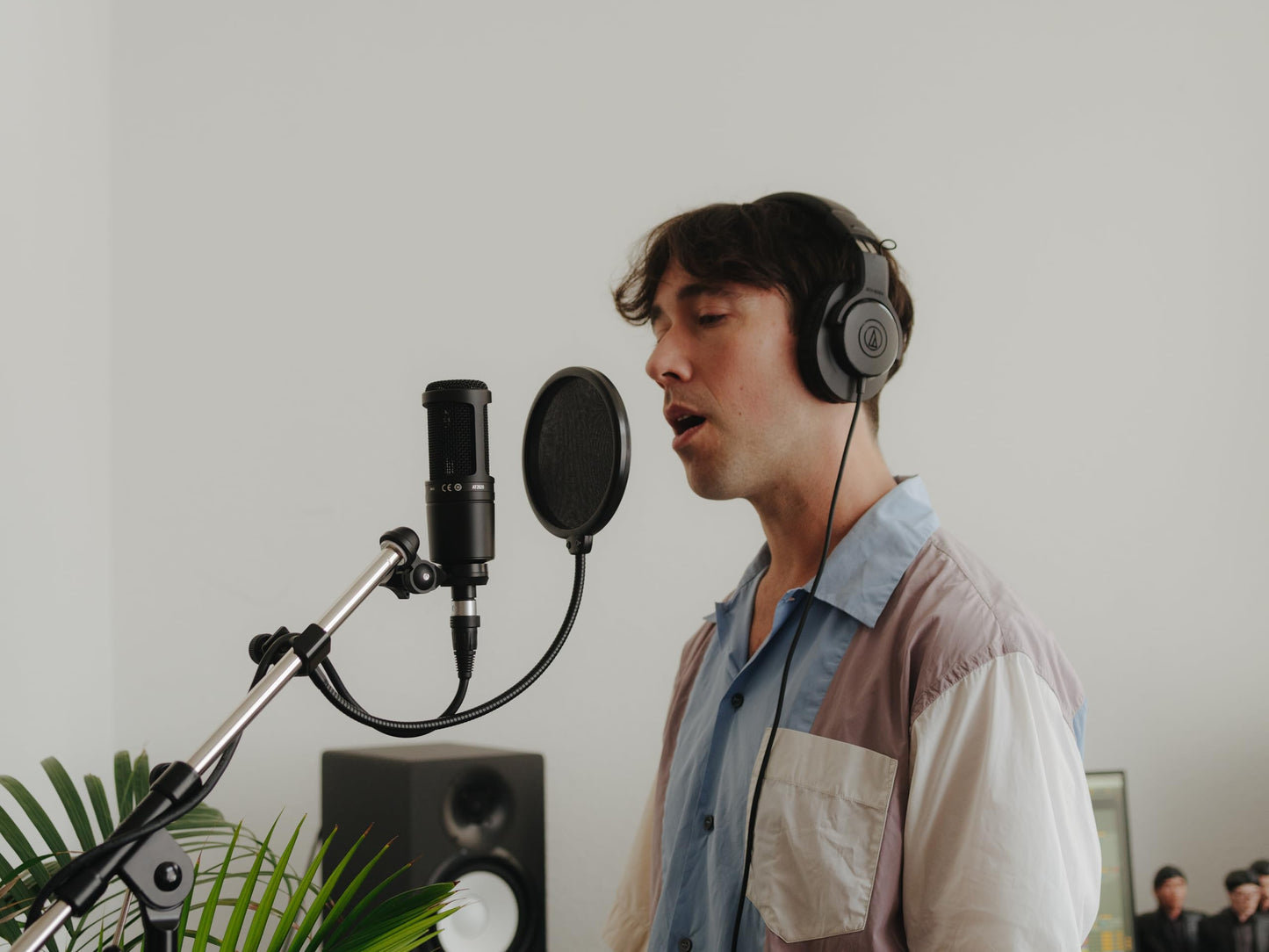 Audio-Technica AT2020 Cardioid Condenser Studio XLR Microphone, Ideal for Project/Home Studio Applications ๐ All In One Marketplace Canada