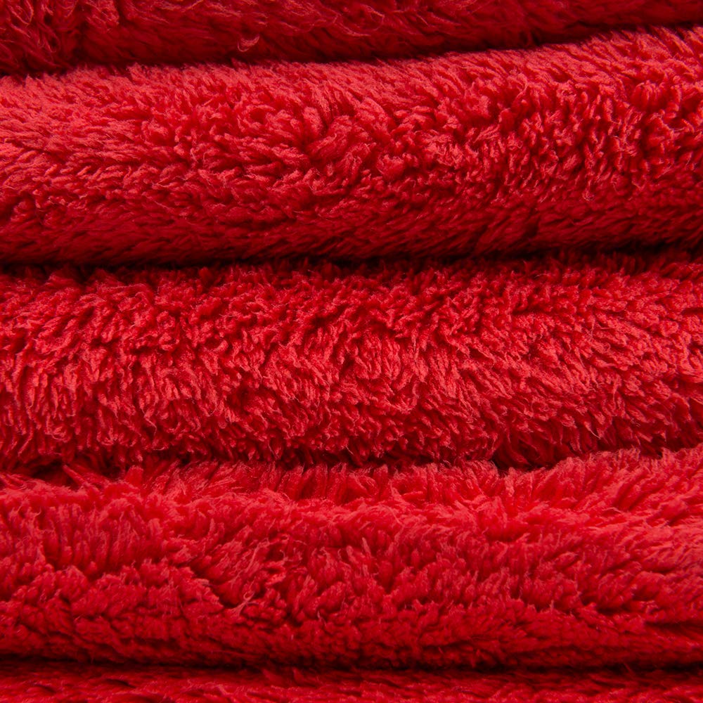 Chemical Guys Happy Ending Ultra Plush Edgeless Microfiber Towel, Red, 16" x 16" (Pack of 3) ๐ All In One Marketplace Canada