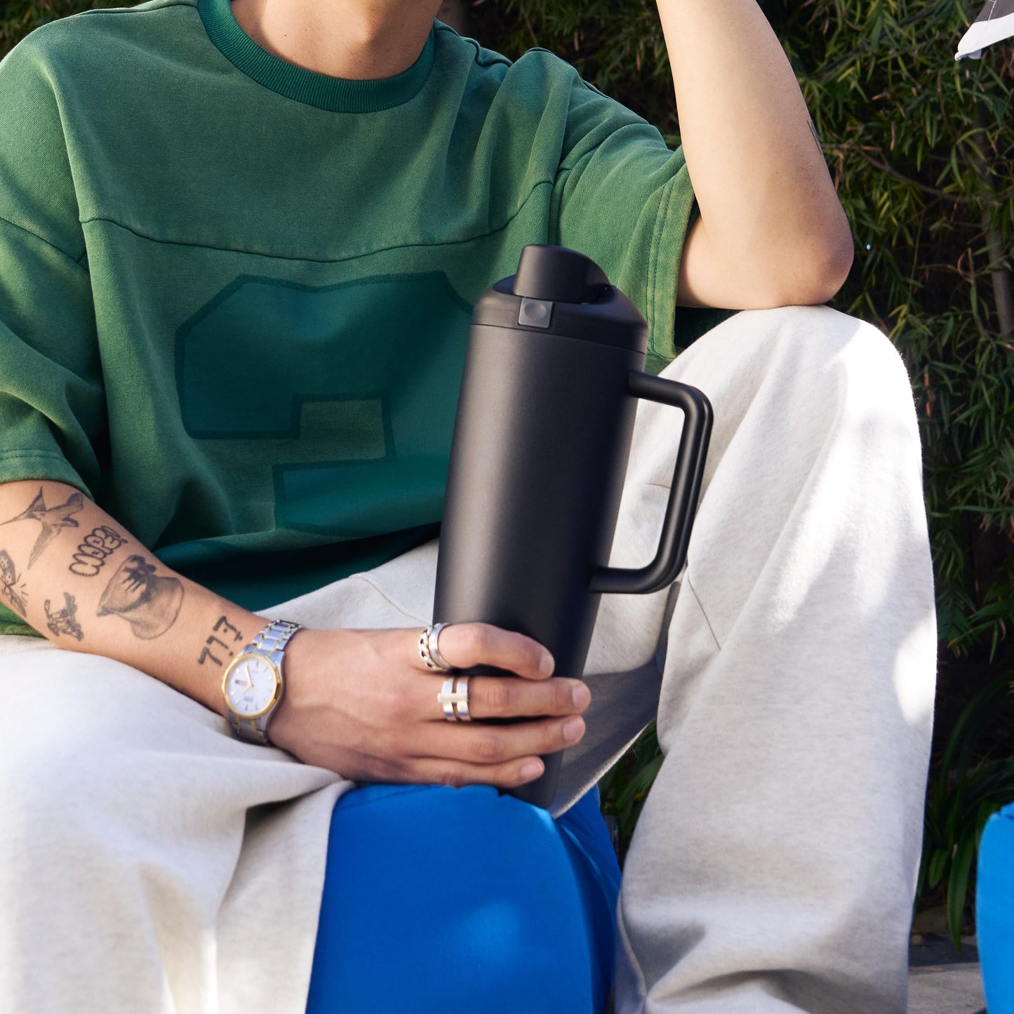Owala FreeSip Tumbler Insulated Stainless Steel Water Bottle with Built-in Straw and Side Handle, for Travel, Work, School, and Sports, 40oz, BPA Free, Leak Proof, Summer Sweetness ๐ All In One Marketplace Canada