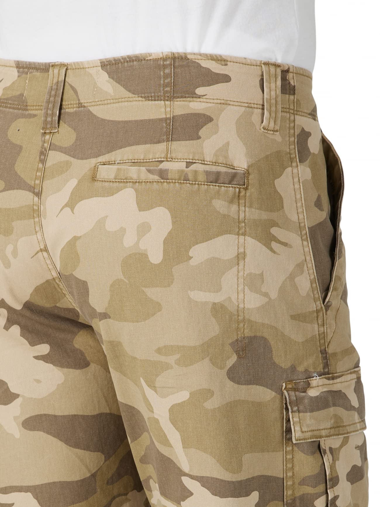 Wrangler Authentics Men's Classic Cargo Stretch Short, Jungle Elmwood Camo, 34 ๐ All In One Marketplace Canada