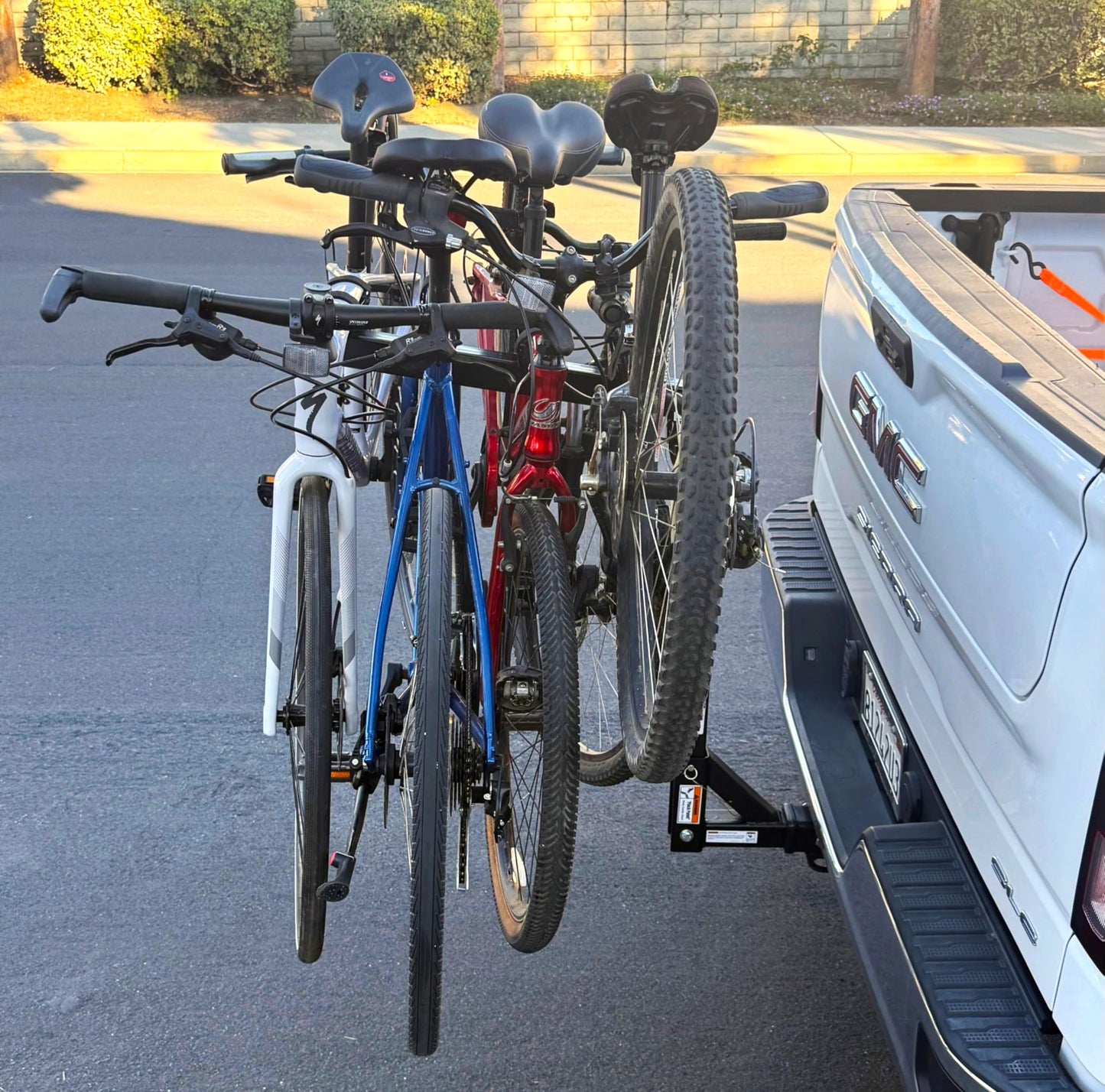 MaxxHaul (70210) 4-Bike Deluxe Hitch Mount Rack , Black ๐ All In One Marketplace Canada