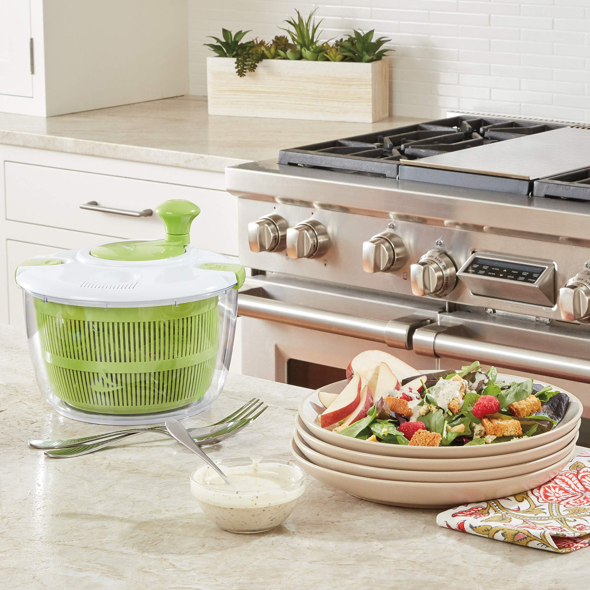 Cuisinart Salad Spinner with Easy-to-Spin Knob, 5-Qt Capacity (CTG-00-SASC) ๐ All In One Marketplace Canada
