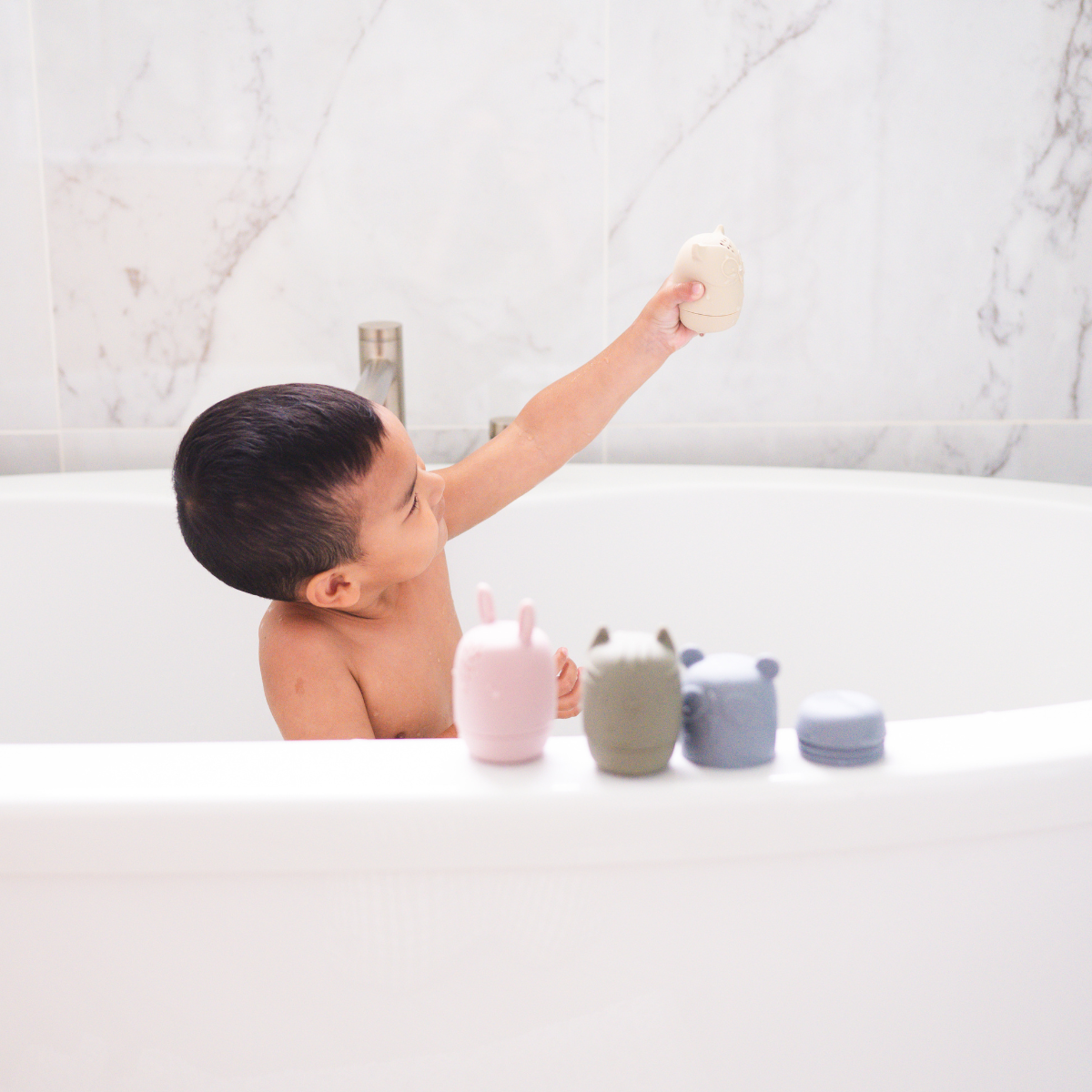 bug + bean kids - Bath Buddies Silicone Mold-Free Bath Toys - Ages 0+