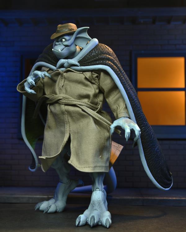 Disney's Gargoyles Ultimate Detective Broadway "Silver Falcon" - With Closed Wings (Opened Box and Sub-Par Packaging)