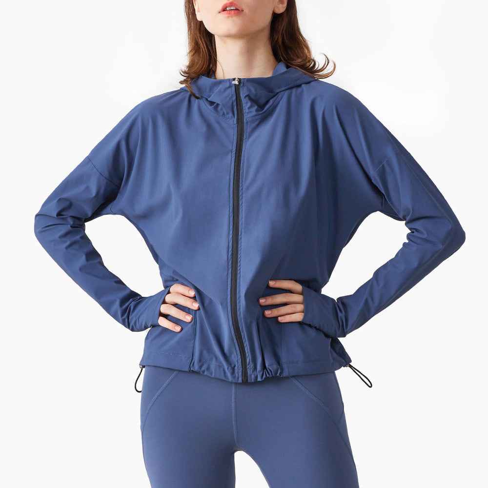 Hooded loose fit gym suit with close lock zipper