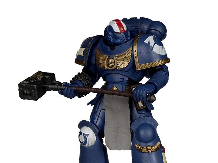 Warhammer 40,000: Space Marine 2 Ultramarines Lieutenant Titus Action Figure