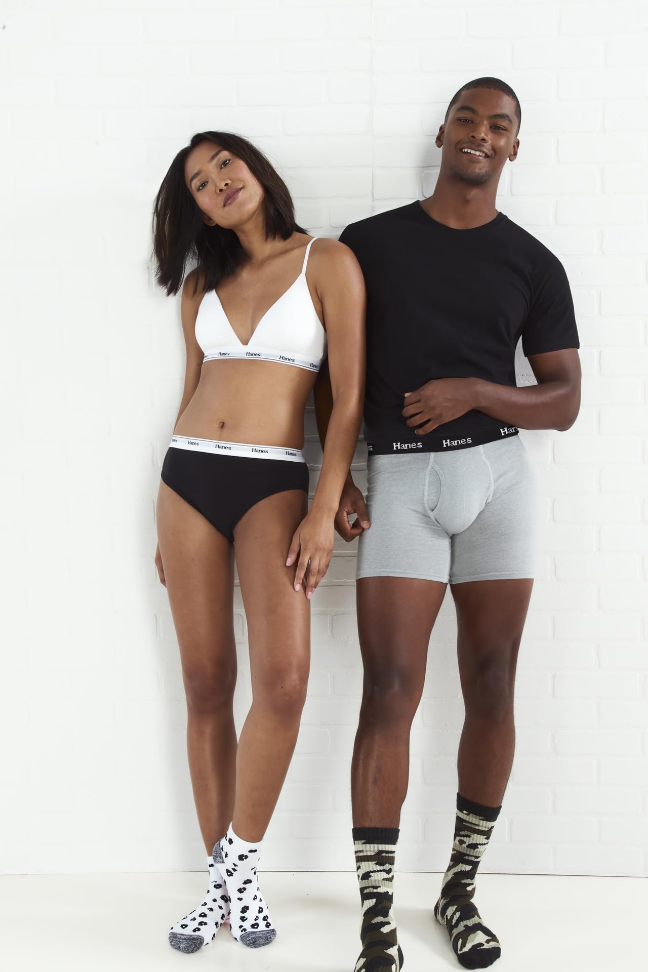 Hanes Originals Men's Boxer Briefs, Stretch Cotton Moisture-Wicking Underwear, Modern Fit Low Rise, Pack of 4, Grey/Black assortement, Size Medium 🍁 All In One Marketplace Canada
