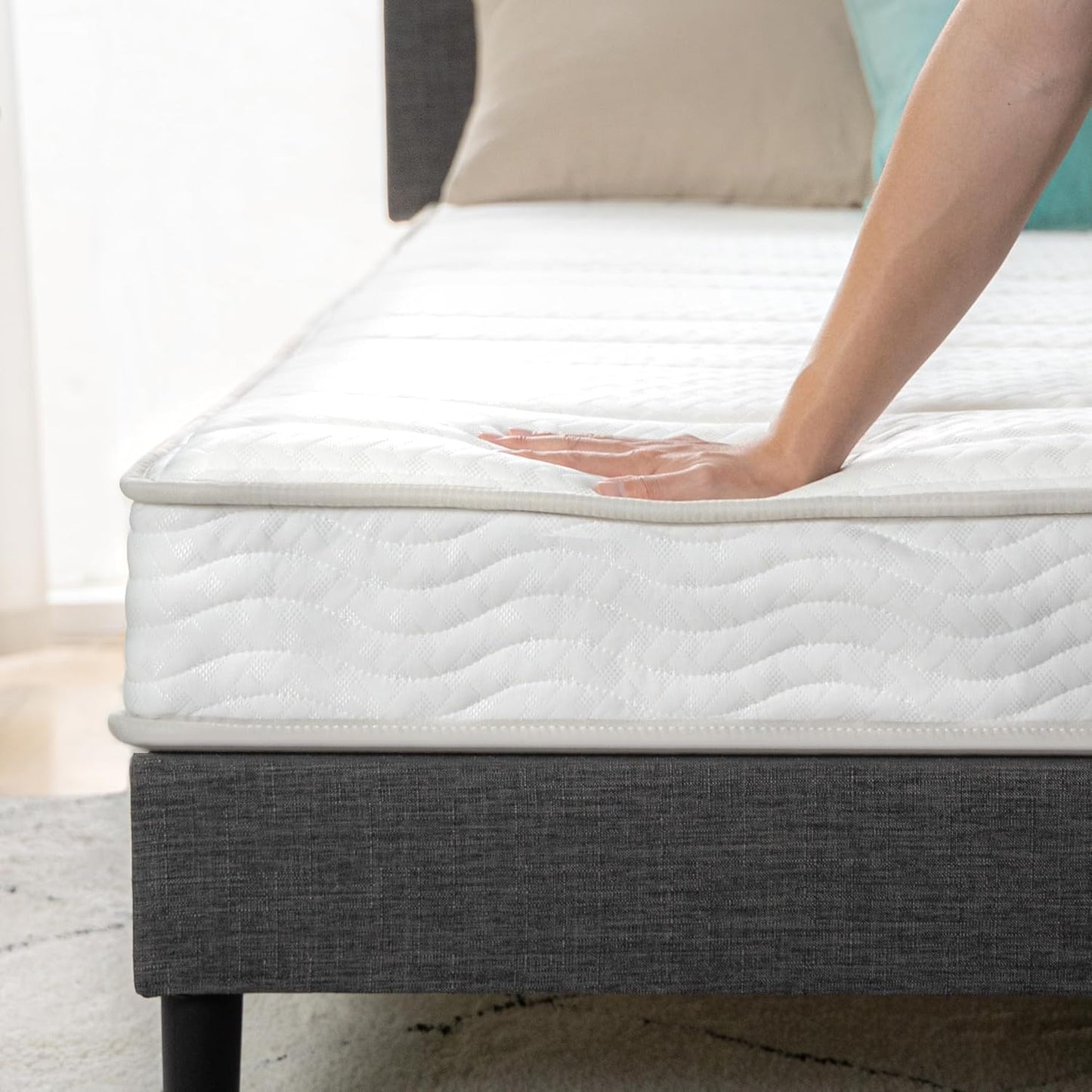 Zinus Narrow Twin Mattress - 6 Inch Foam and Spring Hybrid Mattress, Affordable Mattress, CertiPUR-US Certified Foam with Pressure Relief, Mattress in a Box, 10-Year Warranty, Narrow Twin, 30"x75" 🍁 All In One Marketplace Canada