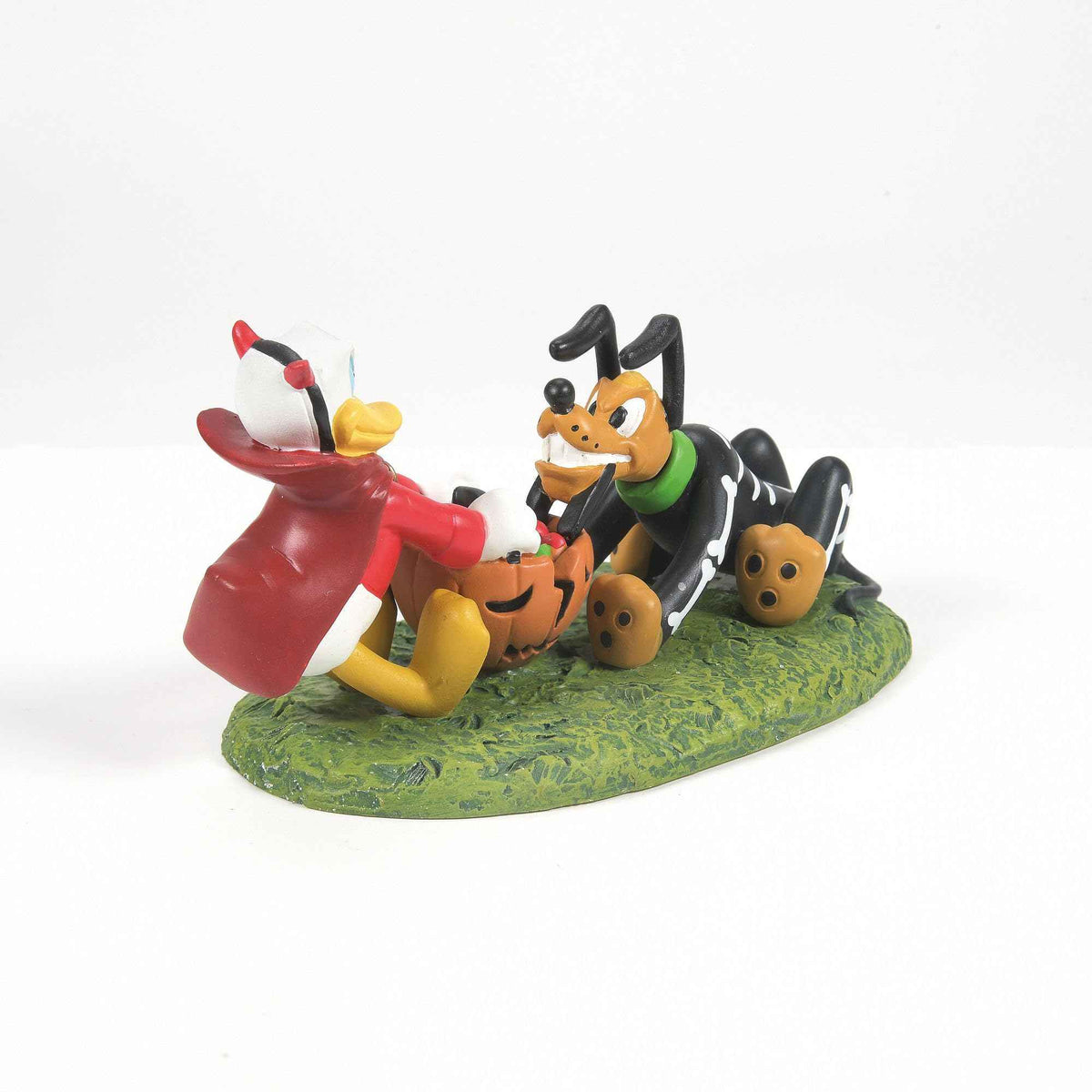 Department 56 Disney Village Halloween Accessories Donald and Pluto's Tussle Figurine, 2.25 Inch, Multicolor