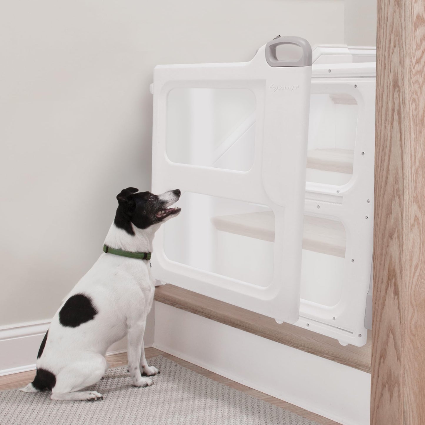 Safety 1st Perfect Fit Gate, Pressure or Hardware installed - Fits Spaces Between 28" and 42" Wide, 28" Tall. Pivoting Bumper For Uneven Openings, Solid Panel Design, Perfect for babies and Pets, White 🍁 All In One Marketplace Canada