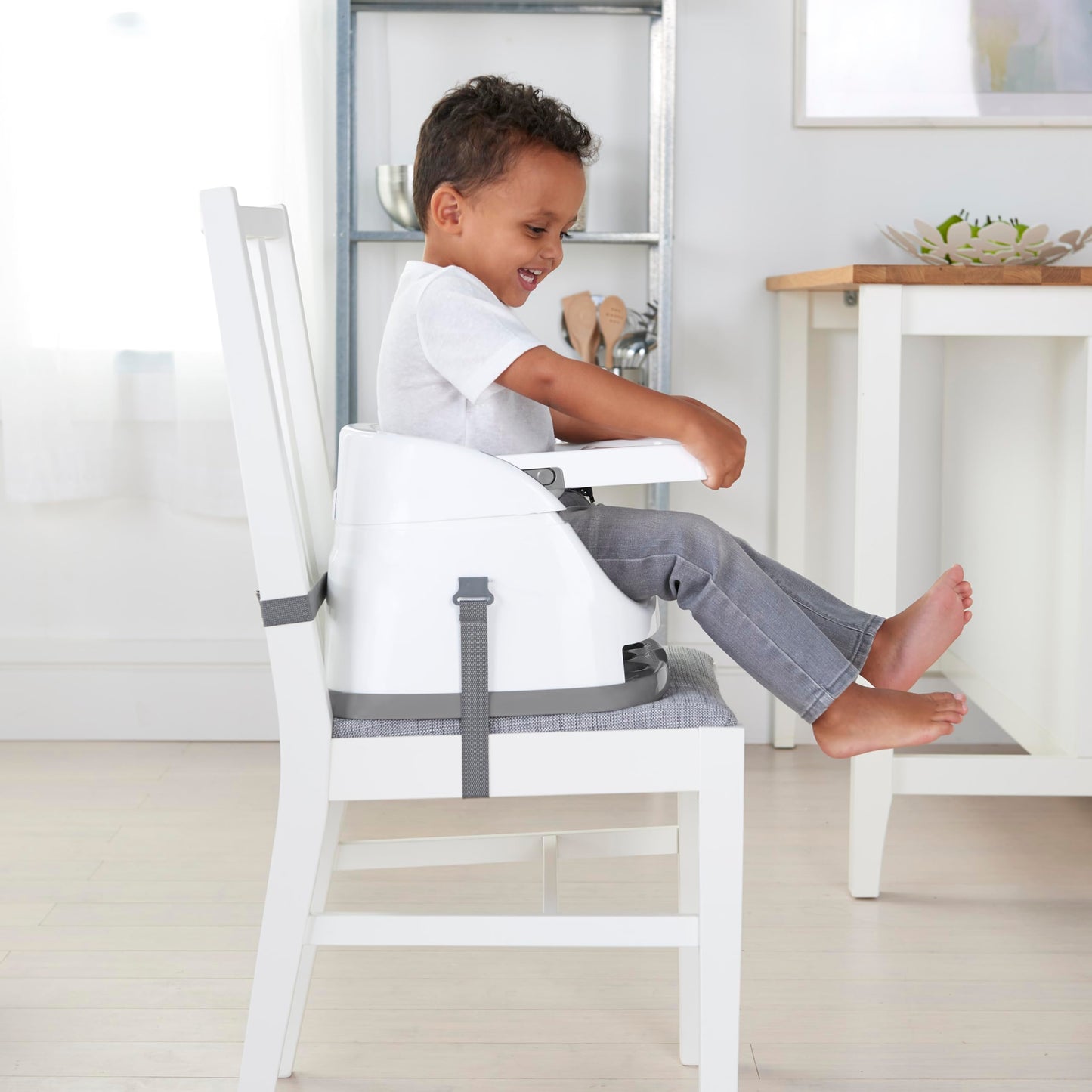 Ingenuity Baby Base 2-in-1 Booster Feeding and Floor Seat with Self-Storing Tray - Mist 🍁 All In One Marketplace Canada