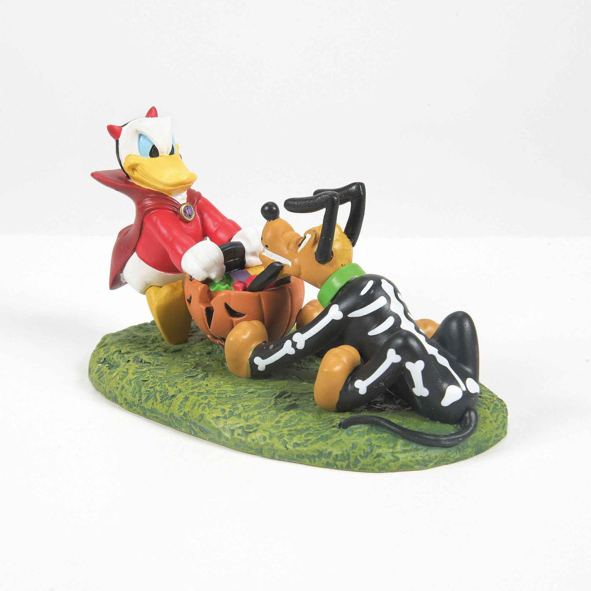 Department 56 Disney Village Halloween Accessories Donald and Pluto's Tussle Figurine, 2.25 Inch, Multicolor