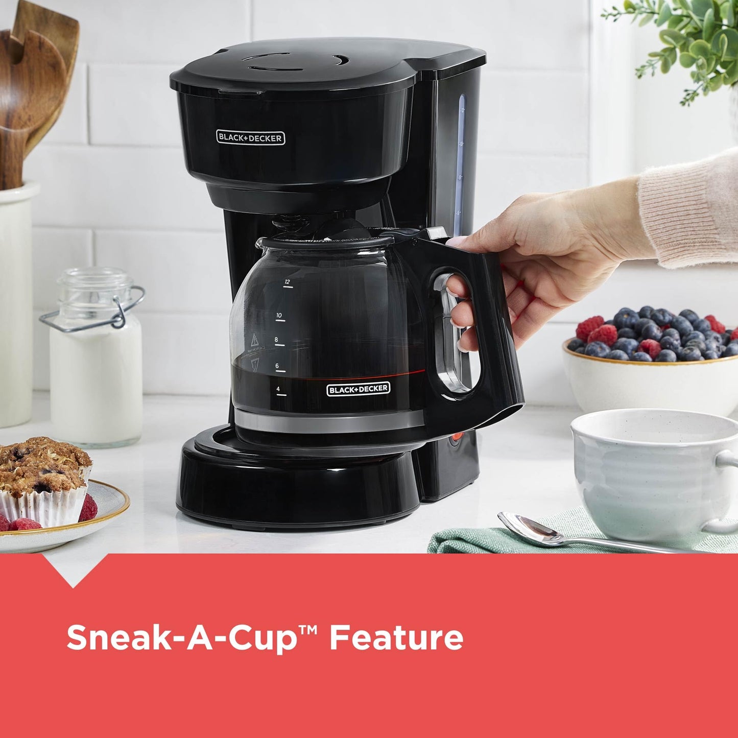 BLACK+DECKER 12-Cup Coffee Maker with Easy On/Off Switch, Easy Pour, Non-Drip Carafe with Removable Filter Basket, Black 🍁 All In One Marketplace Canada