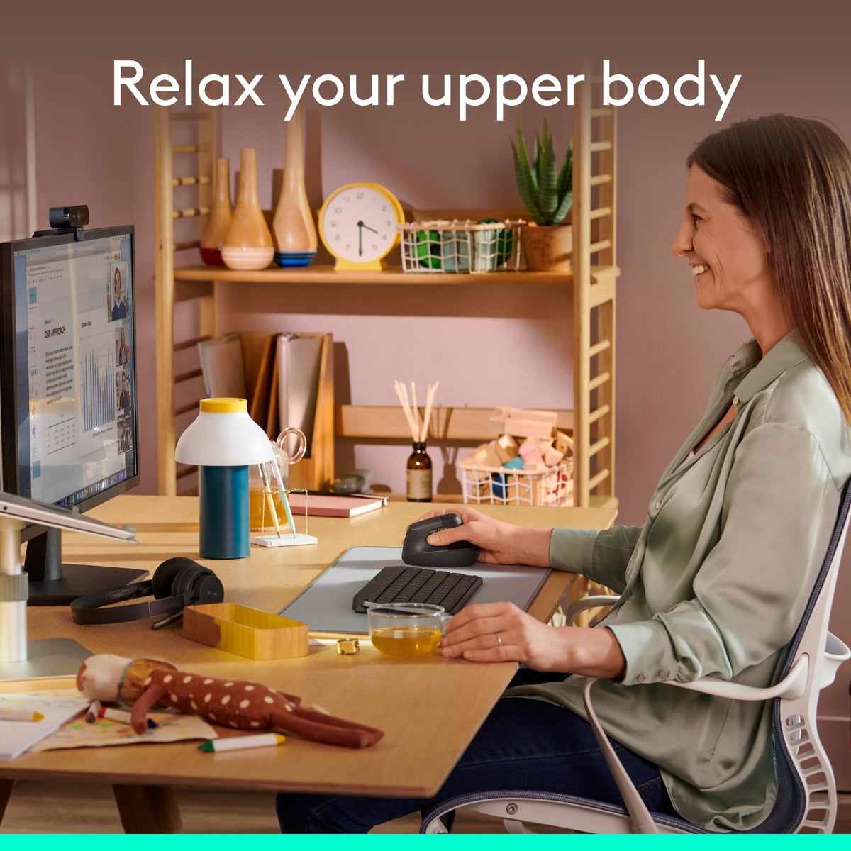 Logitech Lift Vertical Ergonomic Mouse, Wireless, Bluetooth or Logi Bolt USB Receiver, Quiet clicks, 6 Buttons, Compatible with Windows/macOS/iPadOS, Laptop, PC - Graphite 🍁 All In One Marketplace Canada