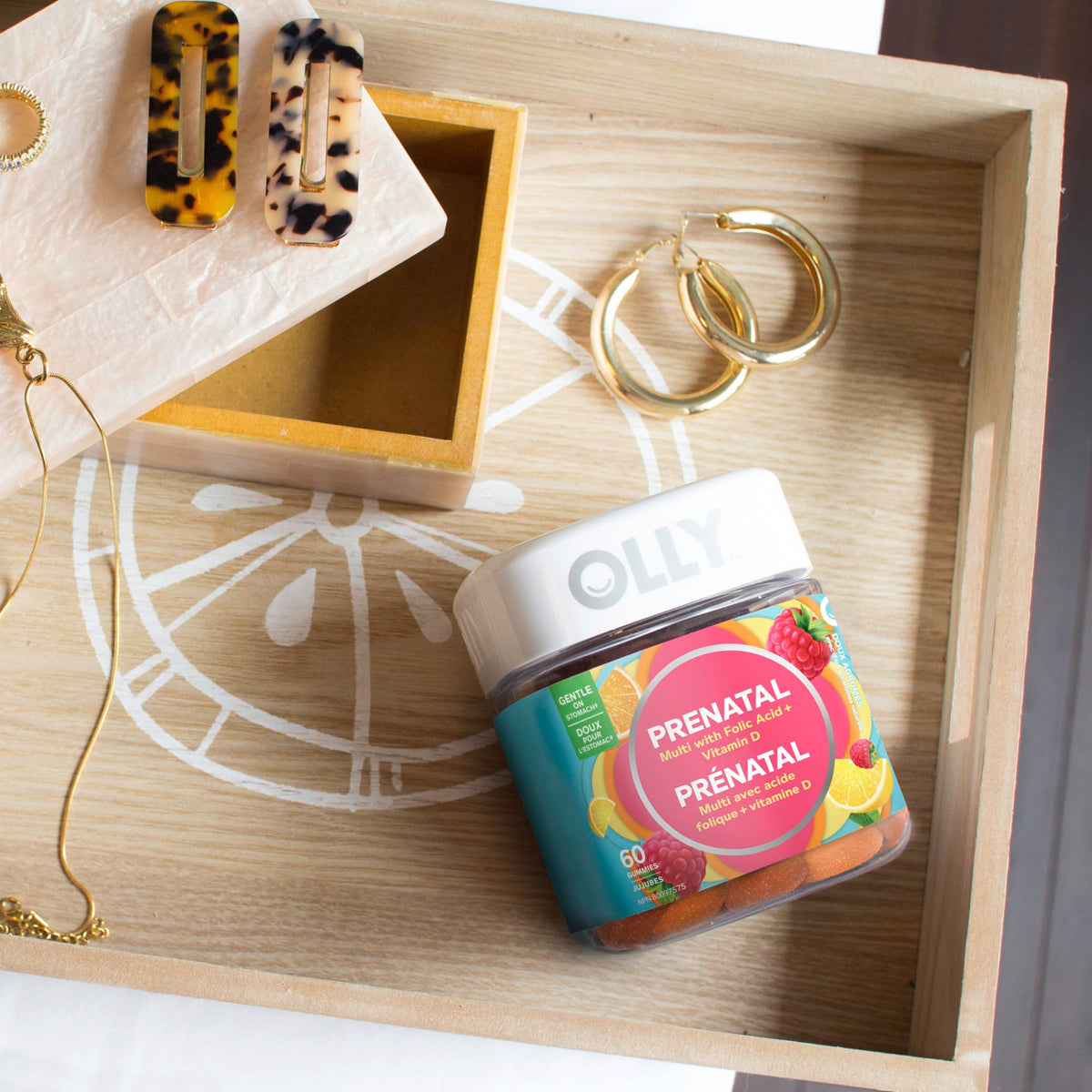 OLLY Prenatal Gummy Supplement Sweet Citrus Multivitamin to help support Mommy & Baby, with no artificial flavours and colours, 30 day supply (60 gummies) 🍁 All In One Marketplace Canada