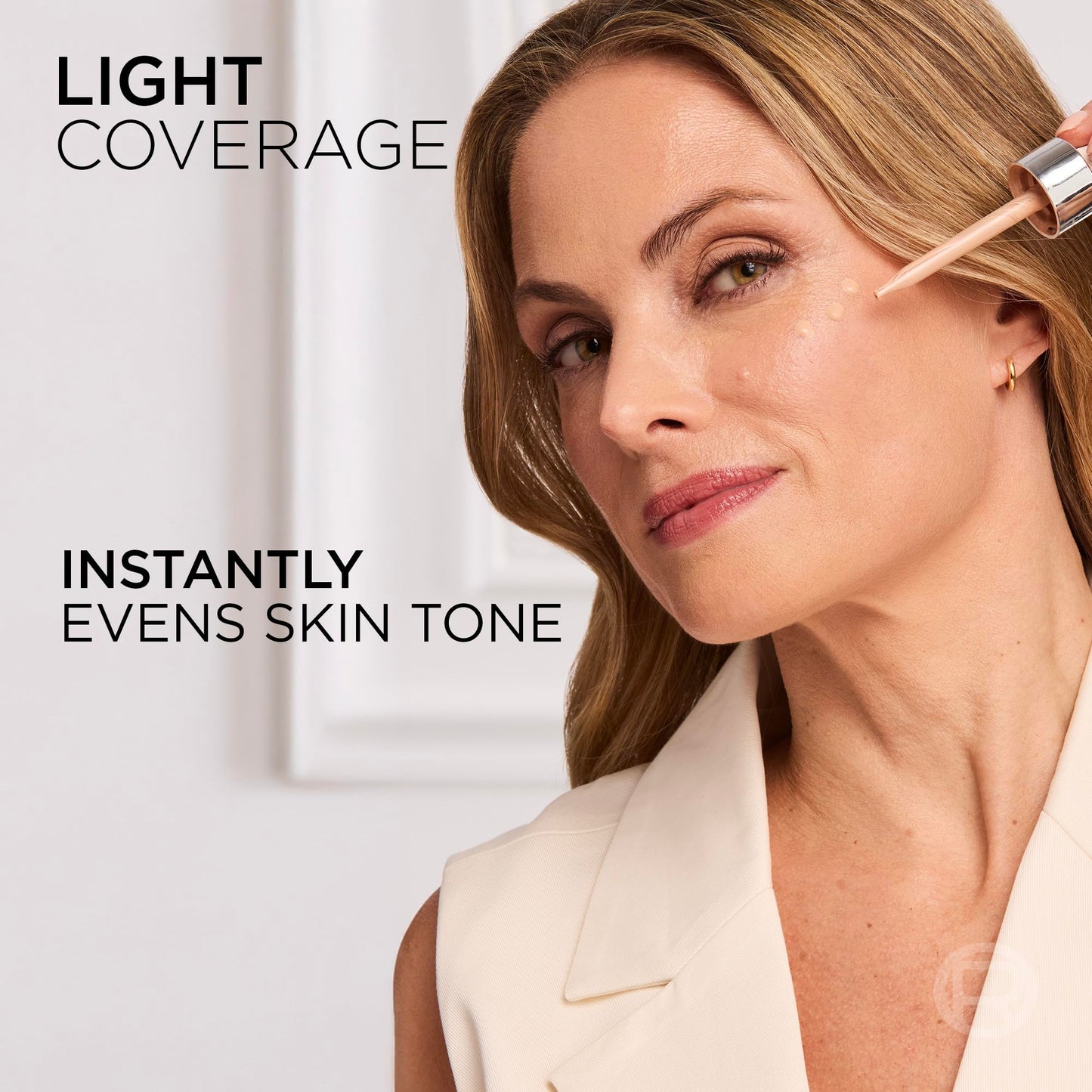 L’Oréal Paris True Match Nude Hyaluronic Foundation, Tinted Face Serum Foundation with Hyaluronic Acid for Lightweight Coverage and Instant Hydration, Radiant Finish - Light Medium, 30 mL 🍁 All In One Marketplace Canada
