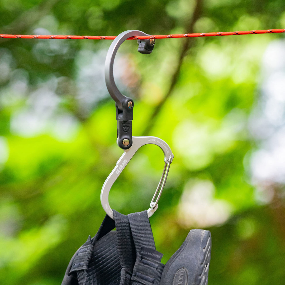 GEAR AID HEROCLIP Carabiner Gear Clip and Hook (Medium) for Camping, Backpack, and Garage Organization, Stealth Black 🍁 All In One Marketplace Canada