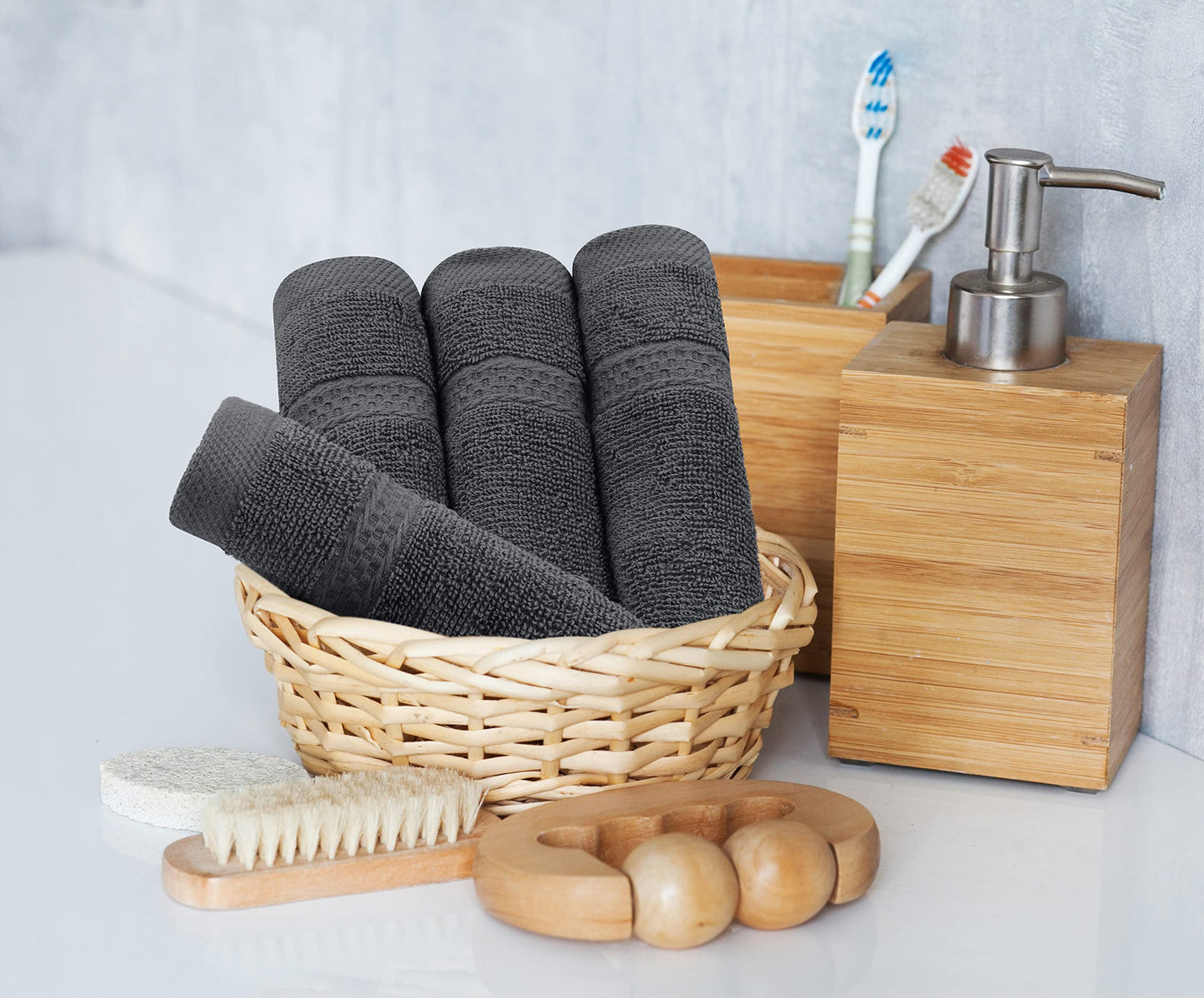 Utopia Towels 8 Piece Premium Towel Set, 2 Bath, 2 Hand, and 4 Wash Cloths, 600 GSM 100% Ring Spun Cotton Highly Absorbent Towels for Bathroom, Gym, Hotel, and Spa, Grey 🍁 All In One Marketplace Canada