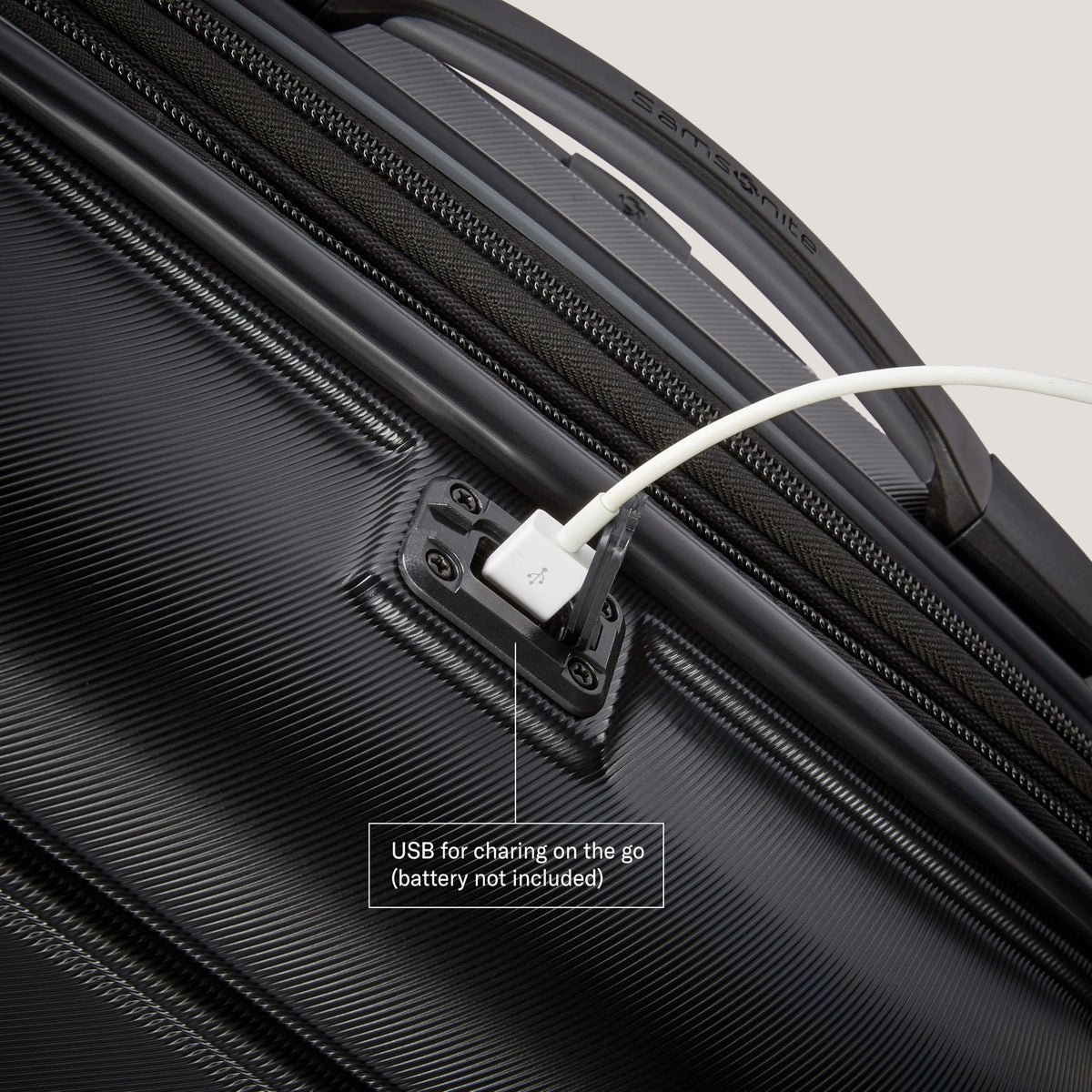 Samsonite Omni 2 Spinner Carry-On, Model Number - 141130-7722, Arctic Silver 🍁 All In One Marketplace Canada