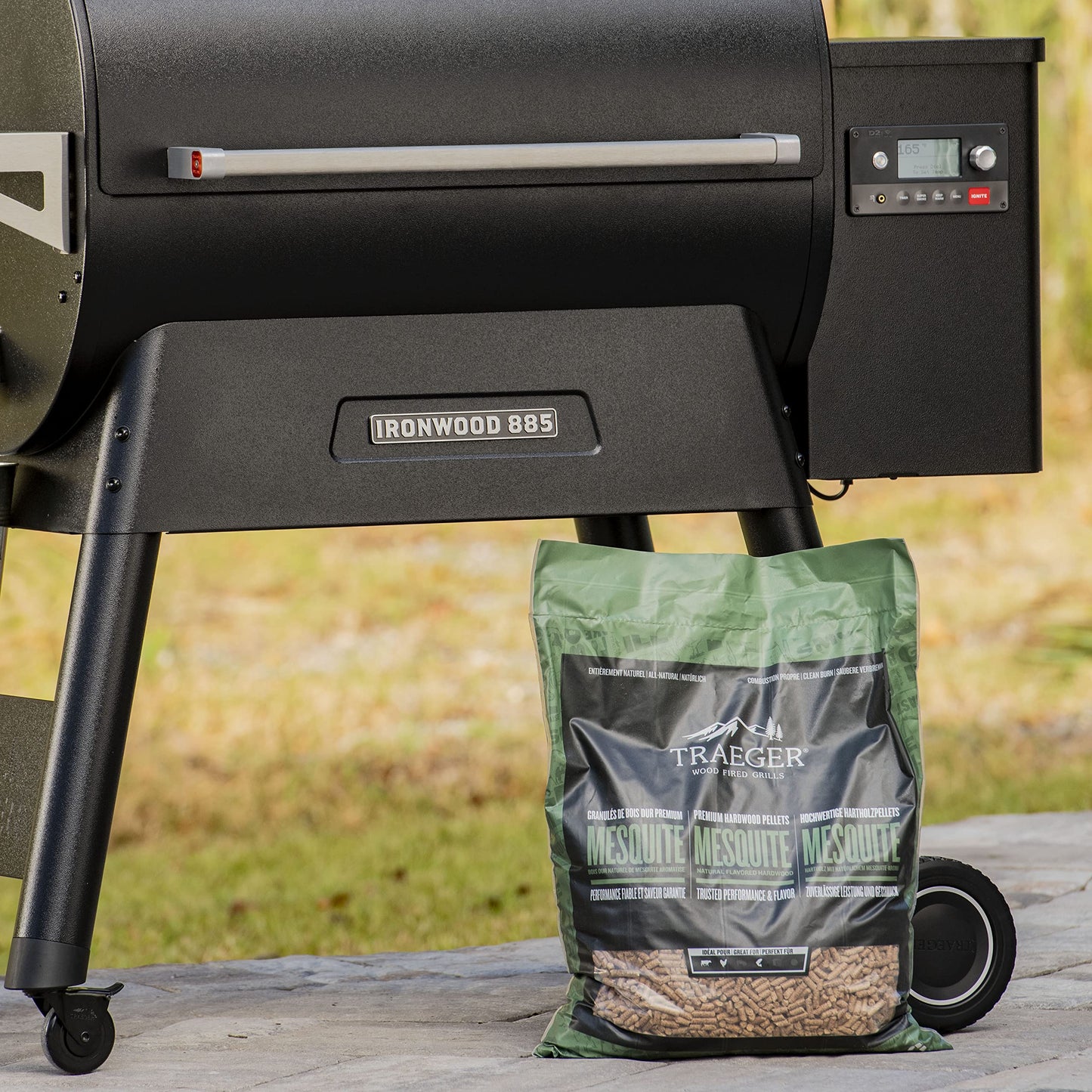 Traeger Mesquite 100% All-Natural Wood Pellets for Smokers and Pellet Grills. BBQ, Bake, Roast, and Grill, 20 lb. Bag 🍁 All In One Marketplace Canada