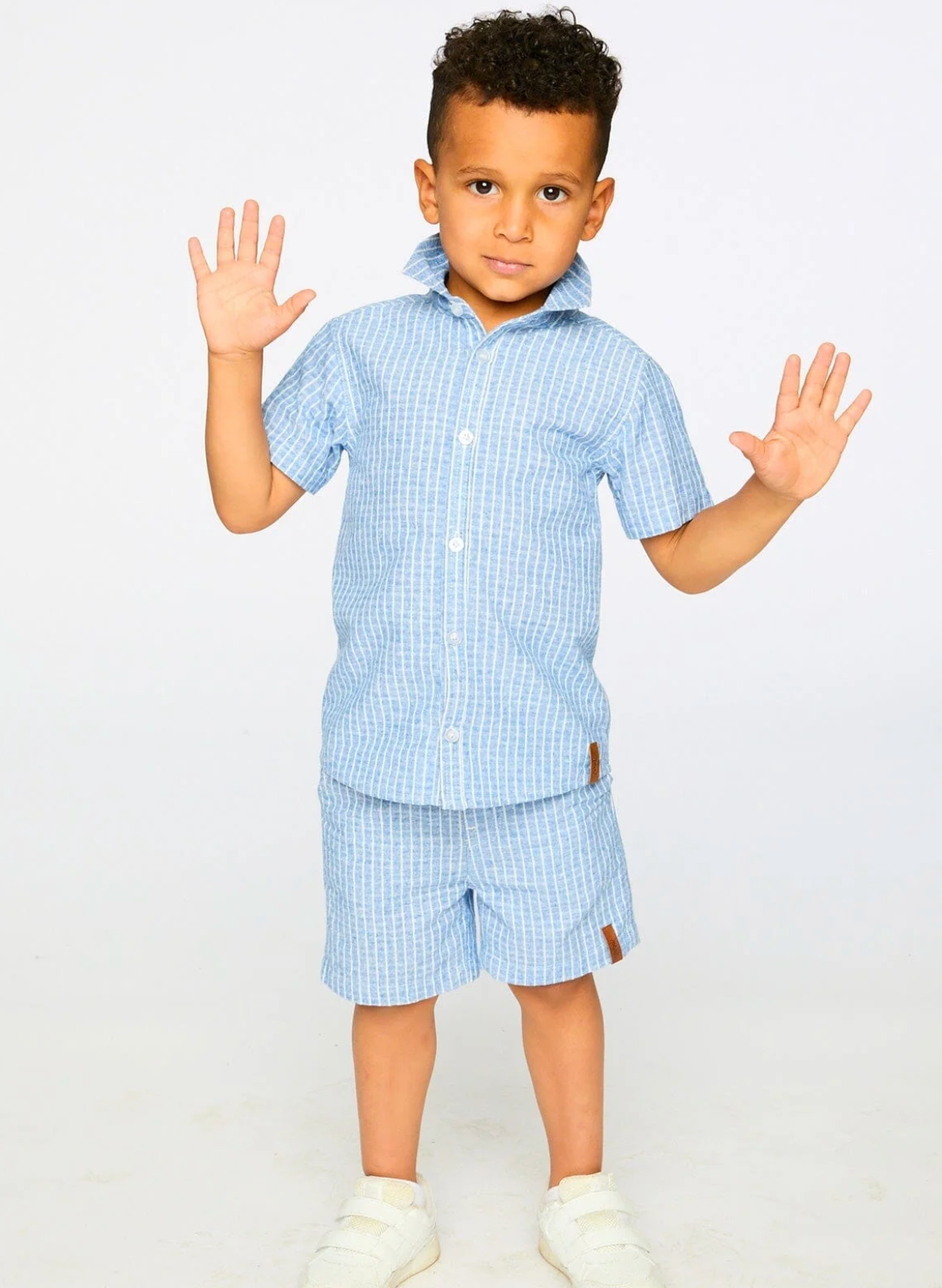 Short-Sleeve Chambray Shirt | Denim Stripe | Deux Par Deux
