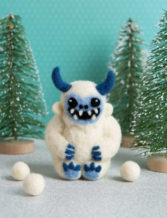 Hawthorn Handmade - Yeti Mini Needle Felting Kit
