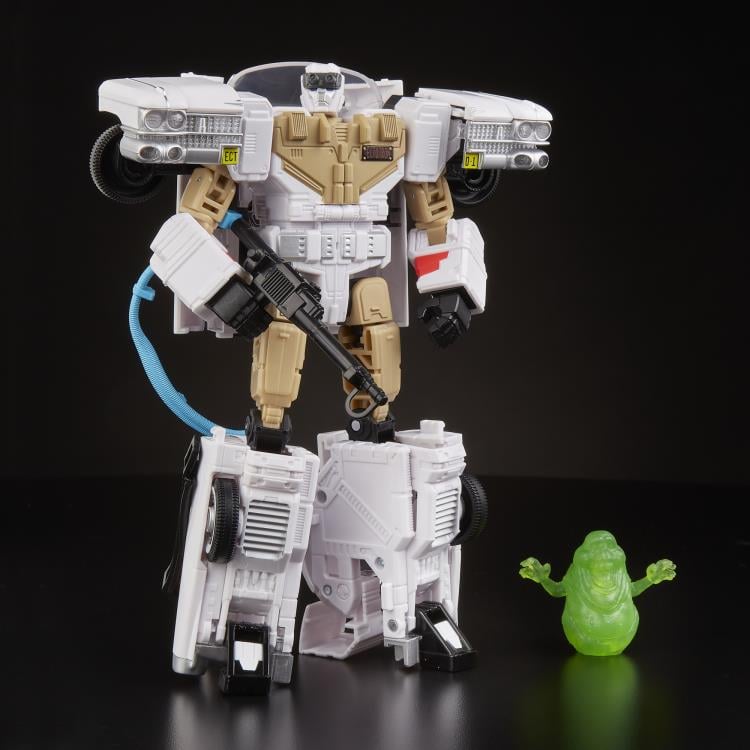 Transformers Collaborative Ghostbusters x Transformers Ectotron Ecto-1