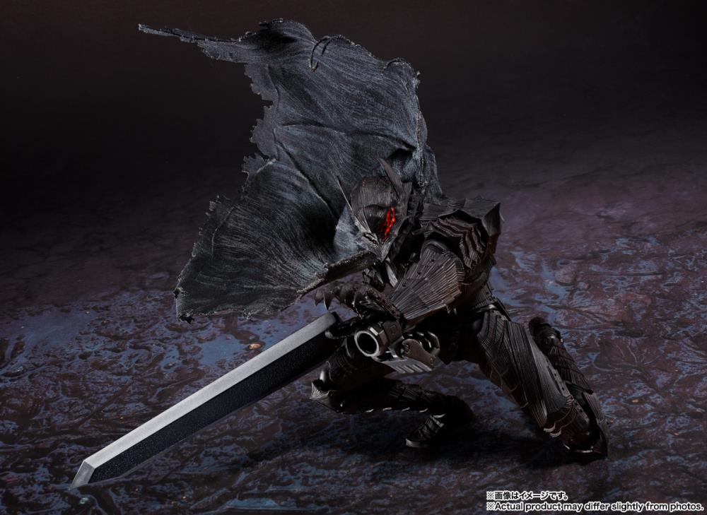 Berserk S.H.Figuarts Guts (Berserker Armor - Heat of Passion