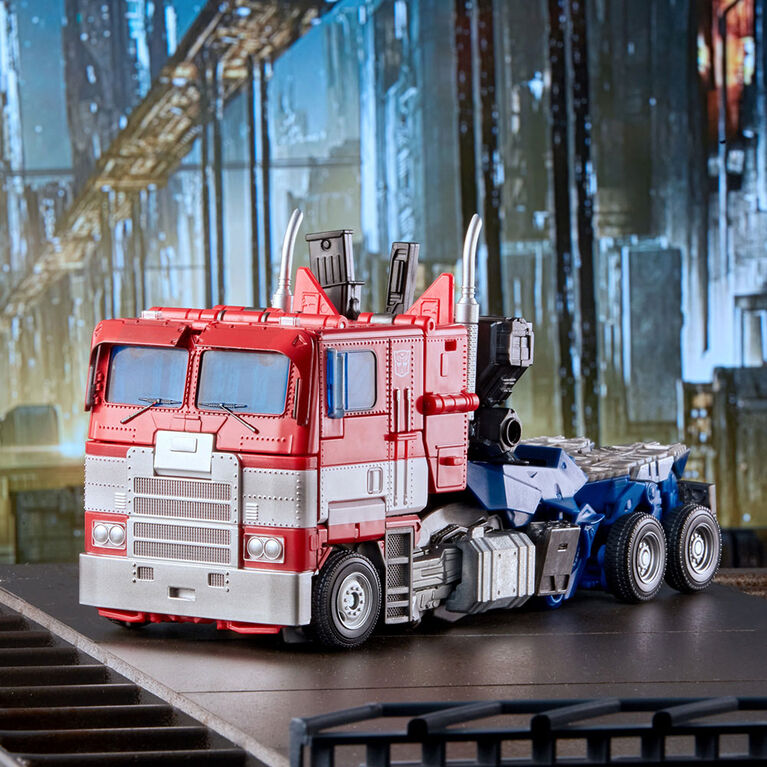 Transformers Movie Masterpiece Series MPM-12 Optimus Prime (Sub-Standard Packaging)