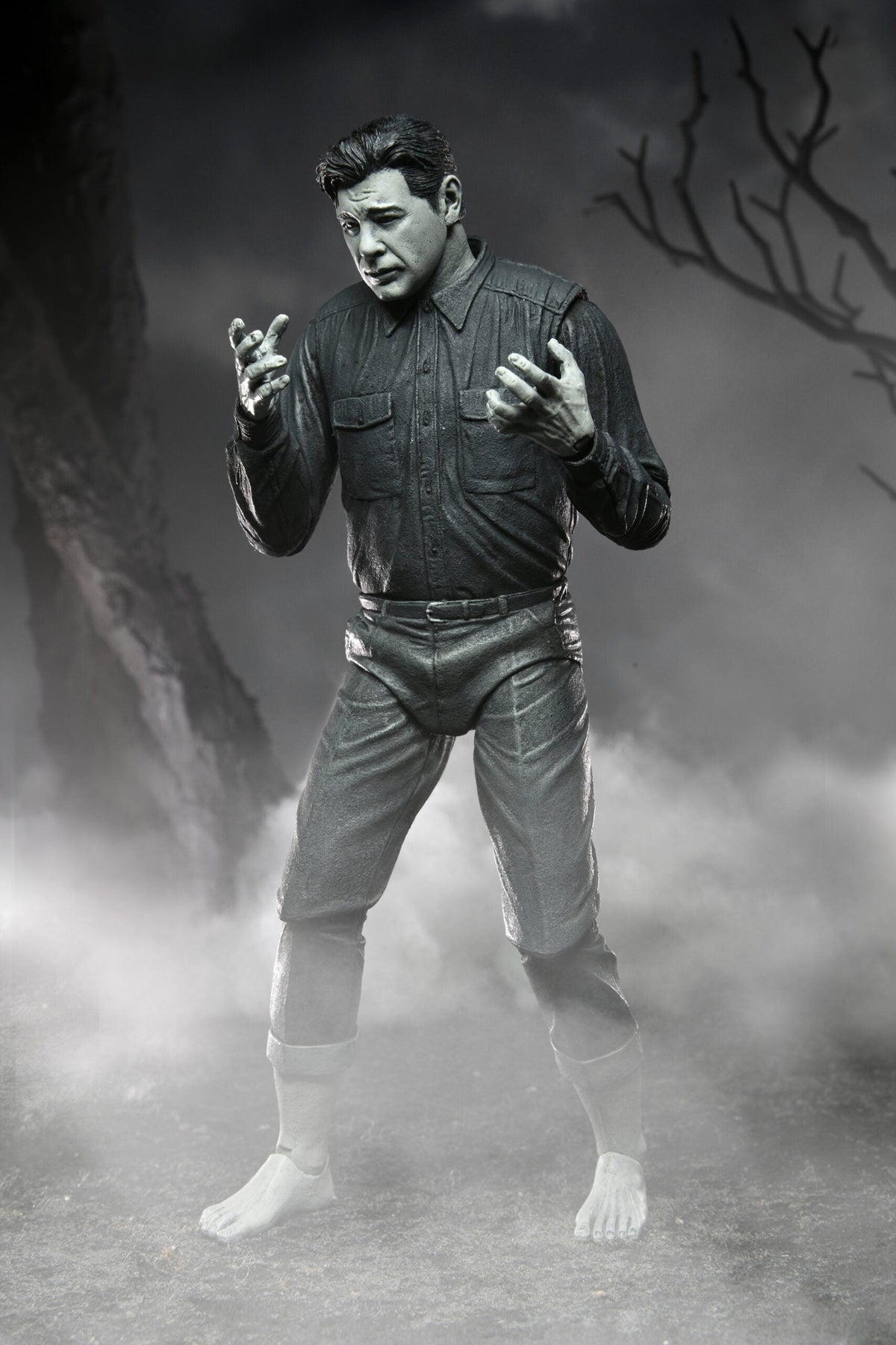 Universal Monsters - Ultimate Wolf Man - Black & White