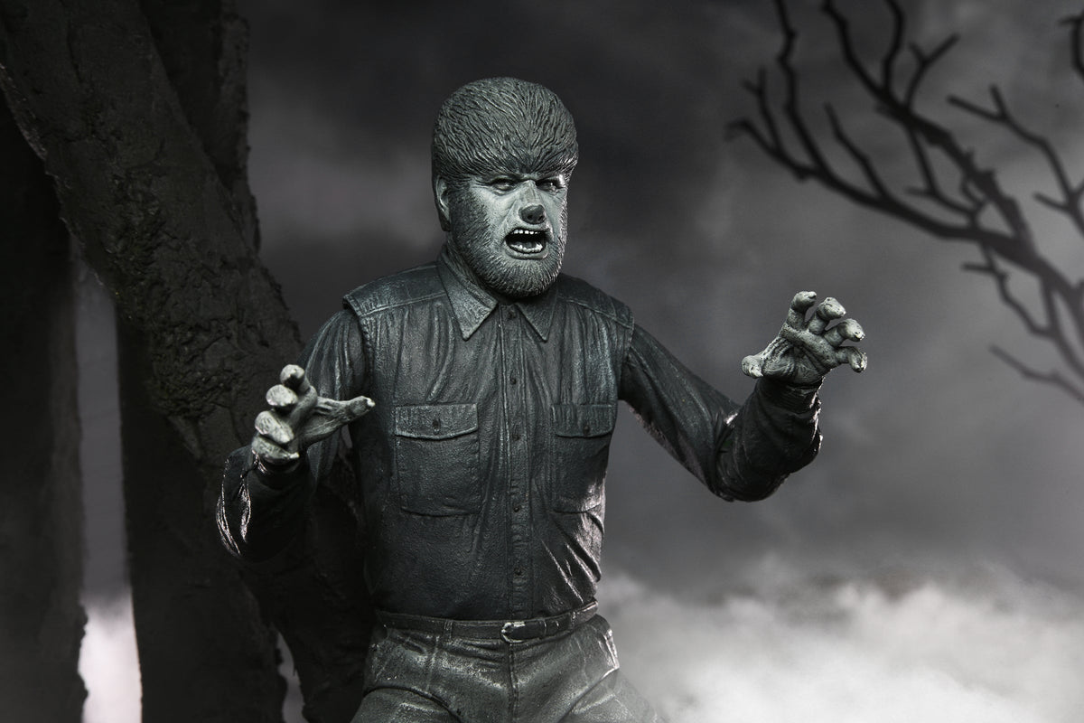 Universal Monsters - Ultimate Wolf Man - Black & White