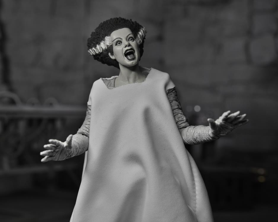 Universal Monsters Ultimate Bride of Frankenstein (Black & White)