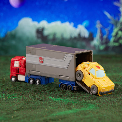Transformers Legacy Evolution Core Class Optimus Prime & Bumblebee - Exclusive